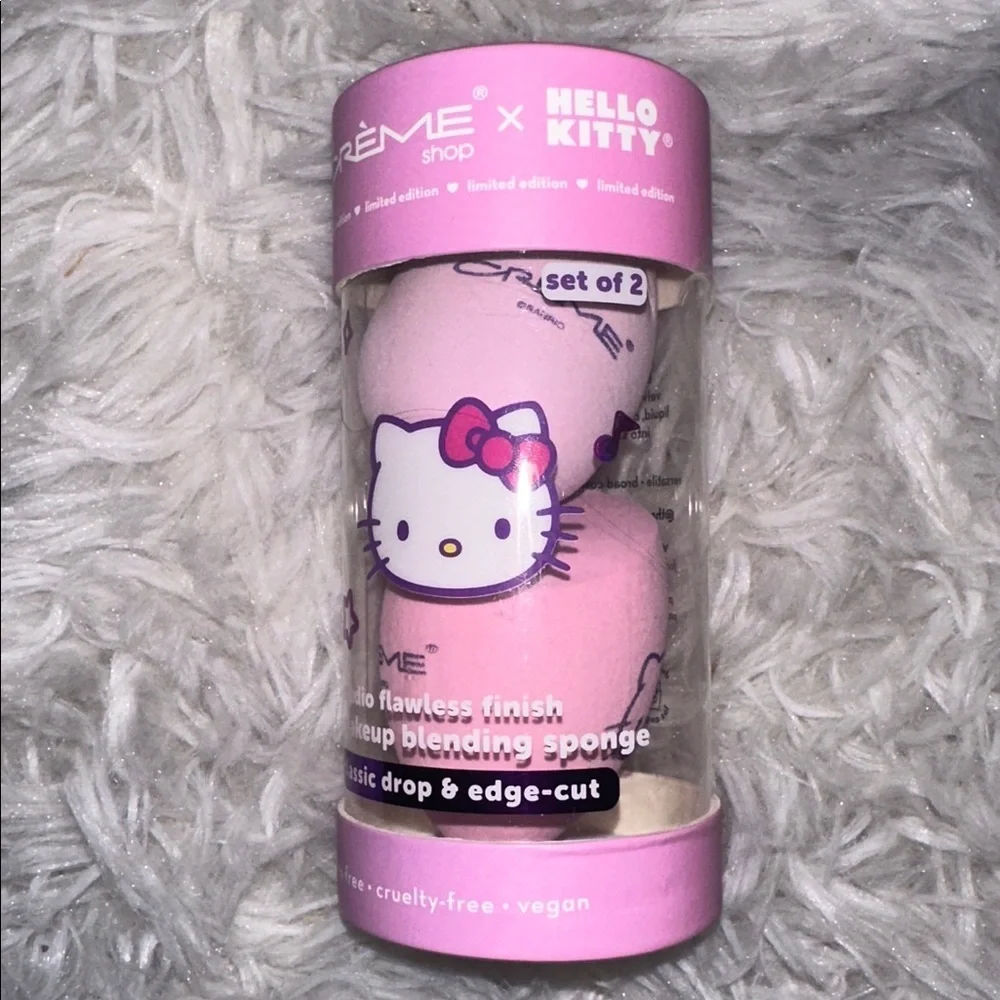 THE CREME SHOPxHello Kitty Studio Flawless Finish Makeup Blending Sponge Set NEW